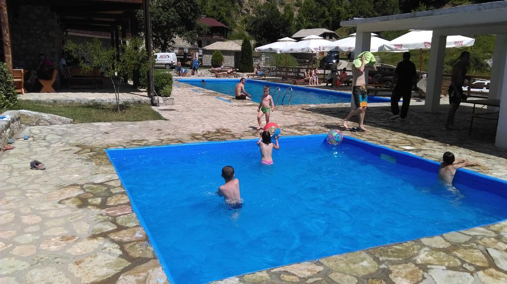 Etno Selo Vrelo & Camping Berane Exterior foto